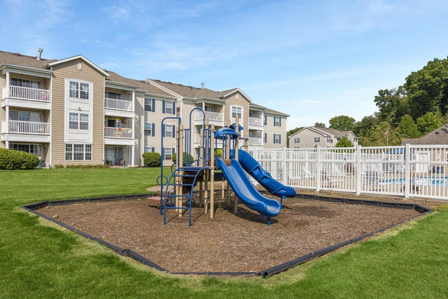 Sutton Crossings, Kent, OH 44240 - photo 7