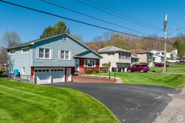 Many varieties of home styles can be found in Nedrow and some have interesting color schemes.