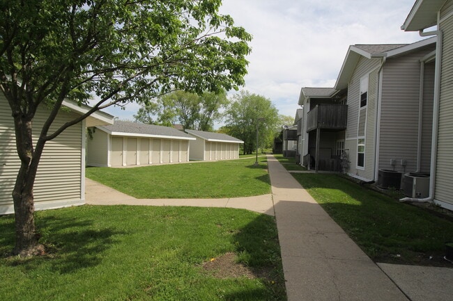 Lyn Crossing, Des Moines, IA 50320 - photo 6