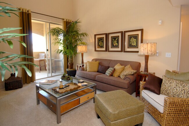 B3 family room 2