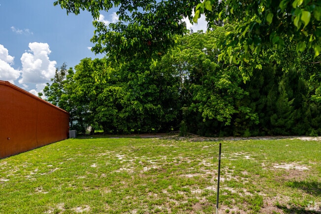 The Pace Program in Immokalee has a small yard at the side of the building.