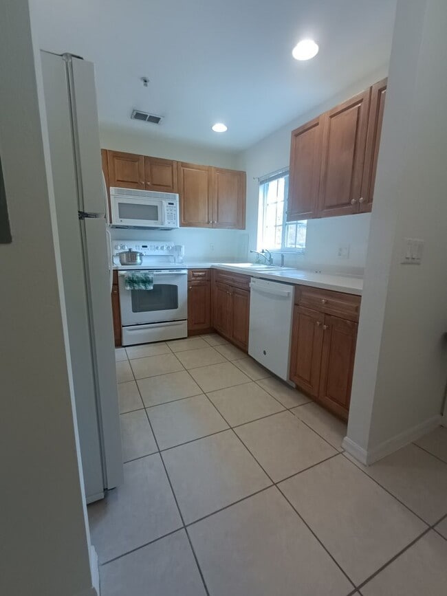 9410 Ivy Brook Run, Fort Myers, FL 33913 - photo 7