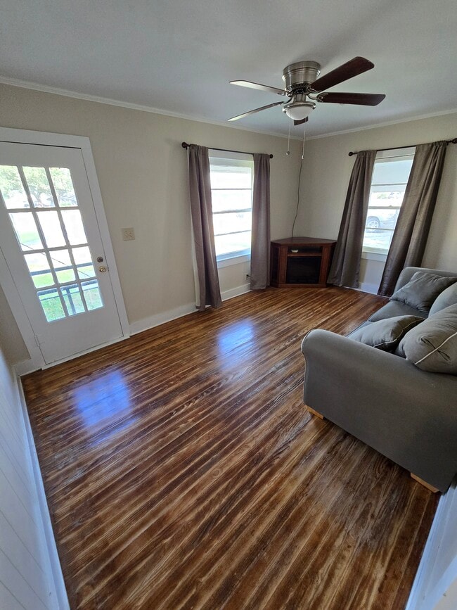 205 W Broussard St, Broussard, LA 70518 - photo 4