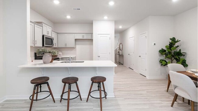 1836 US 21 St unit 38652219, Mooresville, NC 28115 - photo 7