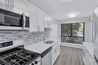 6034 Richmond Hwy, Alexandria, VA 22303