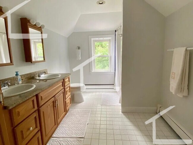 124 Summit Ave unit 2, Brookline, MA 02446 - photo 5