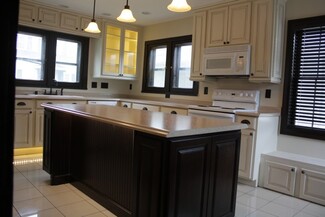 1816 Madison St, La Crosse, WI 54601
