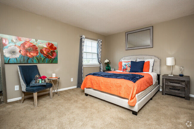 2BR, 1.5BA - 929 SF