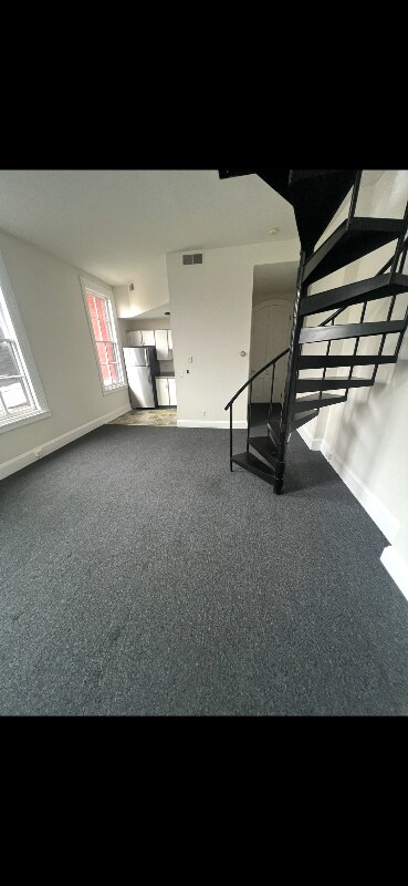 11 S 2nd St unit 6, Bangor, PA 18013 - photo 4