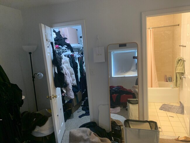 Kelton Place Condominiums unit 2-bed 2-bath, Allston, MA 02134 - photo 5