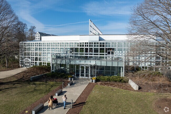 Check out the glow lights festival at nearby Franklin Conservatory and Botanical Gardens.