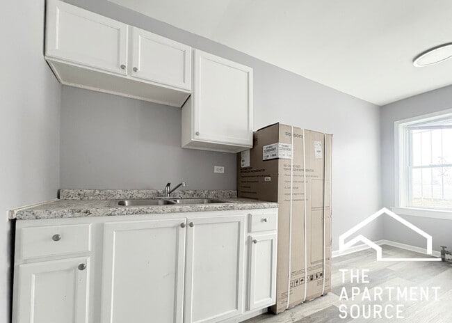 6228 S Western Ave unit 205, Chicago, IL 60636 - photo 3