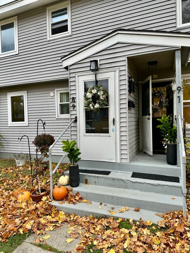 91 Faith St Unit 91, Burlington, VT 05408