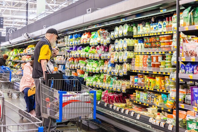 Auburn offers several supermarkets, including Safeway and Fred Meyer.