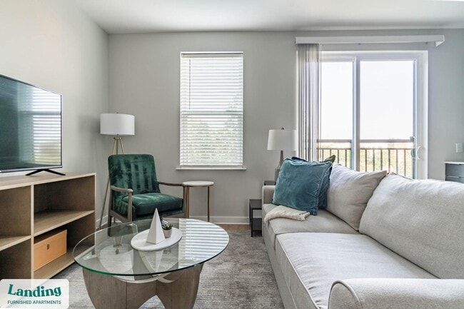 545 Foster St unit 323, Durham, NC 27701 - photo 3