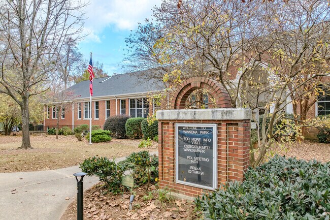 Winnona Park Elementary School serves children from Pre k to 2nd grade.