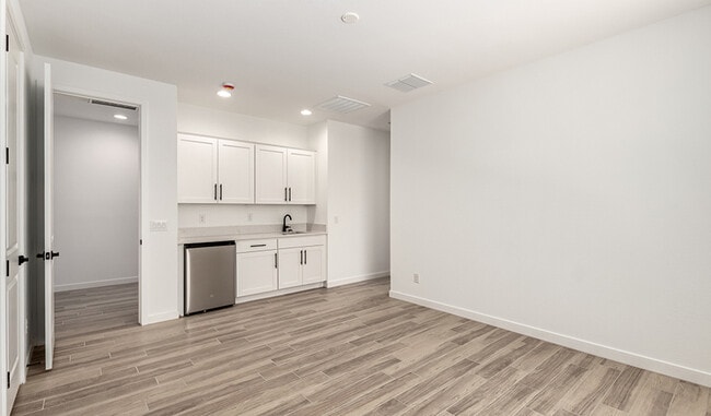 18171 W Hess St, Goodyear, AZ 85338 - photo 4