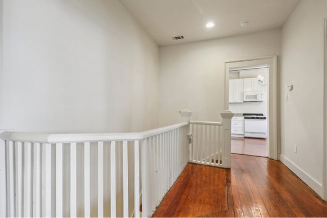 5940 Freret St unit D, New Orleans, LA 70115 - photo 3
