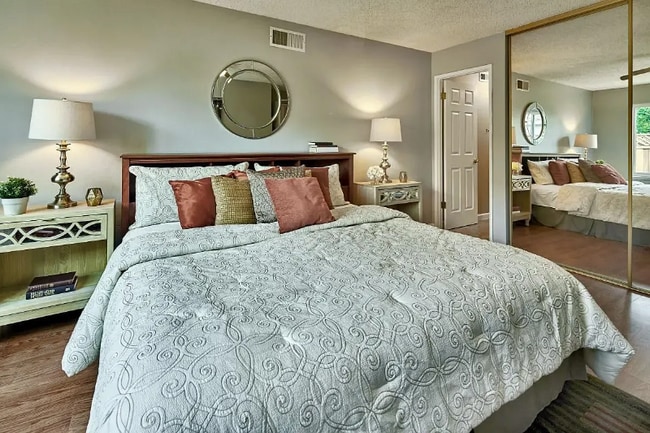 313 Oakberry Way, San Jose, CA 95123 - photo 2