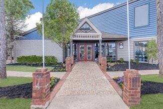 2102 E 51st St, Tulsa, OK 74105