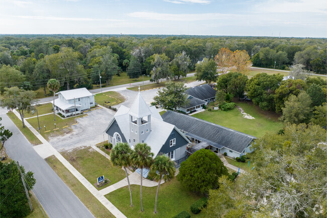 Blake Memorial Day School is a private Pre-K & Elementary school in South Volusia County.