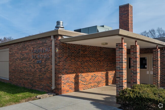 Chouteau Elementary serves grades PreK-5.
