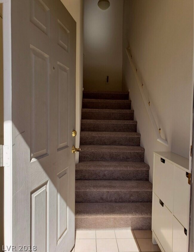 3504 Glorious Iris Place Unit 1, North Las Vegas, NV 89084