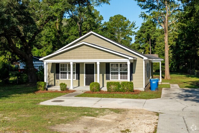 You can find cottage style homes from the 70s in Winter Park.