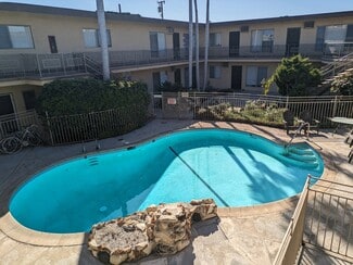 10640 Parrot Ave, Downey, CA 90241