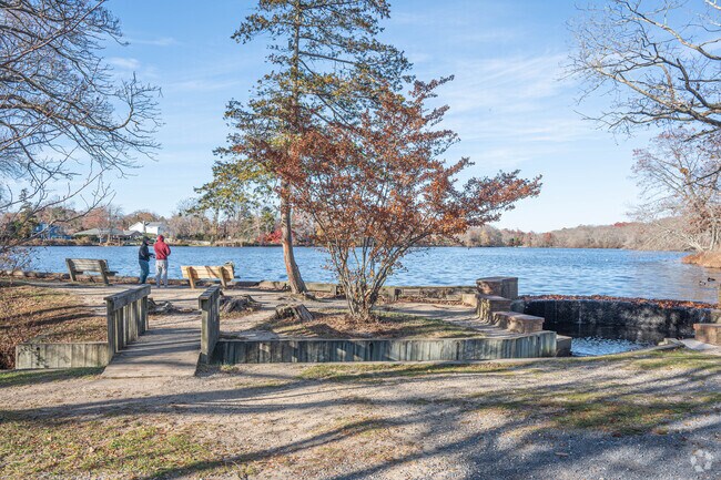 Knapps Lake is a common fresh water fishing hole for all local of East Islip.