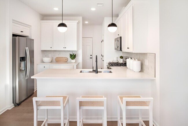 117 Lyla Ln, New Brunswick, NJ 08901 - photo 7