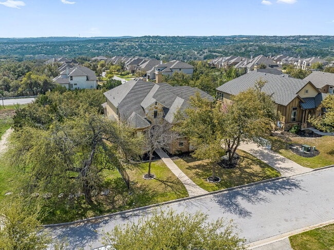 17401 Rush Pea Cir, Austin, TX 78738 - photo 5