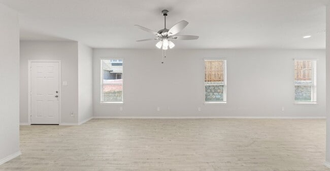 2213 Avatar Way unit 38530598, Aubrey, TX 76227 - photo 7