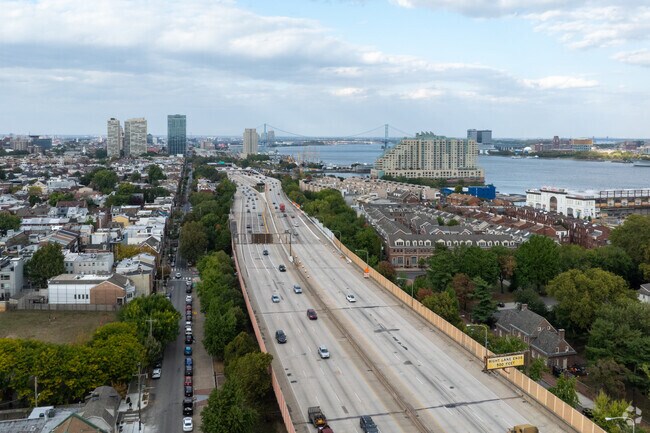 I-95 is a short drive from the Hawthorne neighborhood to travel north to NY or South to DC.
