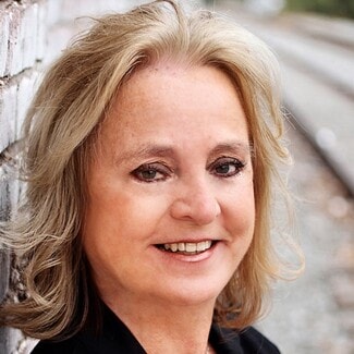 Mona Martin
