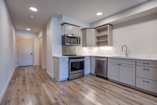 1278 SE Marion St, Portland, OR 97202