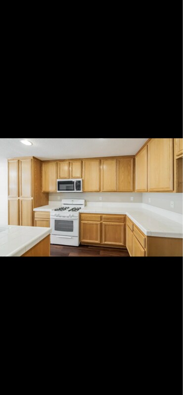 3643 E Ave H10, Lancaster, CA 93535 - photo 7