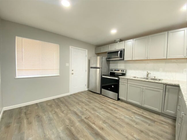 817 E Bellevue Rd, Atwater, CA 95301 - photo 5