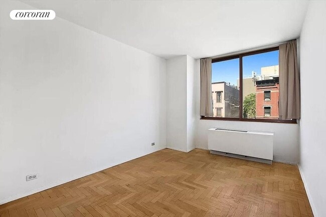 The Residences at Worldwide Plaza, New York, NY 10019 - photo 4