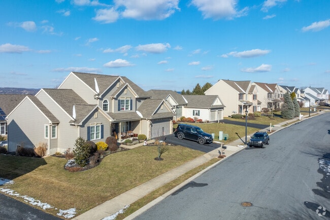 Newer subdivisions in Ephrata offer larger homes with ample space and sought-after amenities.