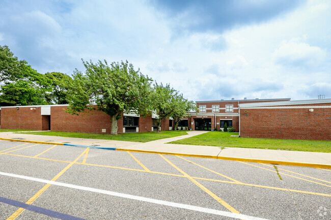 Coram Elementary School welcomes students.