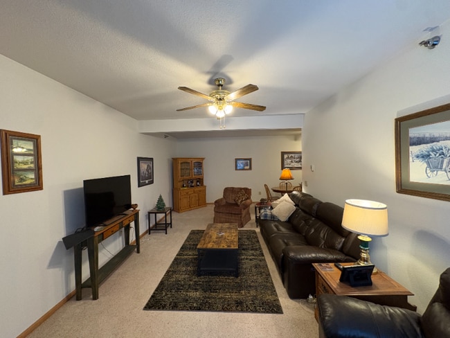 4835 Howard Gnesen Rd unit Apartment 206, Duluth, MN 55803 - photo 4