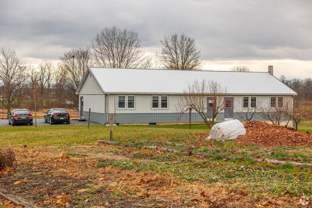 Blue Mountain View Paroch School