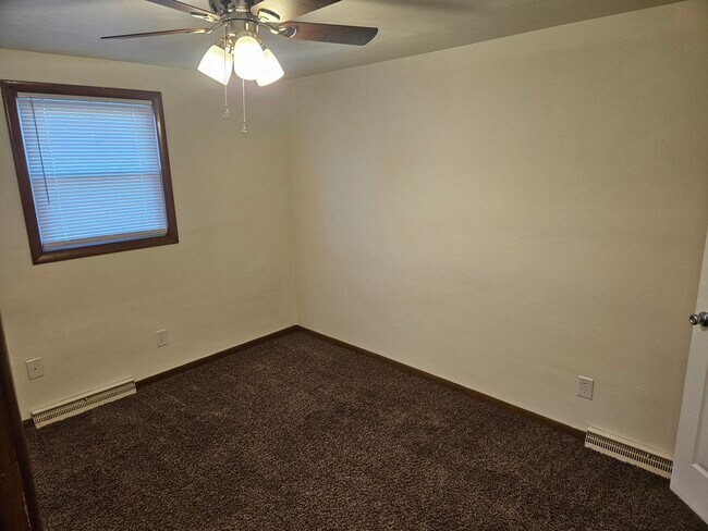 5246 E Calla Rd, New Middletown, OH 44442 - photo 5