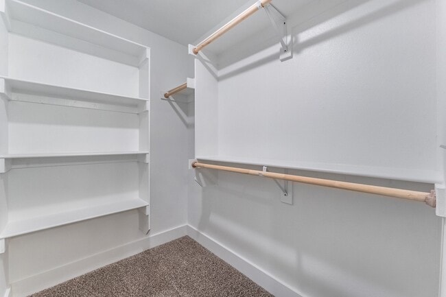 1105 W Jay St, Ozark, MO 65721 - photo 2