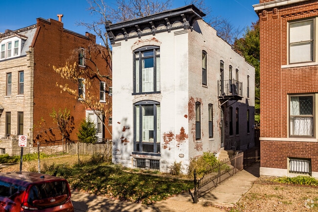 The homes in Tiffany come in a wide variety of styles and colors.