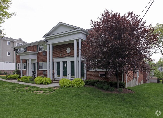 Arla Apartments, Nutley, NJ 07110 - photo 4