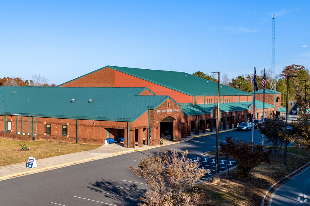 Fort Mill Middle School Rankings Reviews Homes Com   Fort Mill Middle School Fort Mill Sc 