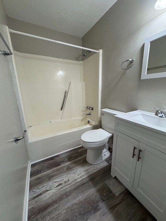 4206 Delbert Ave unit C, Durham, NC 27704 - photo 3