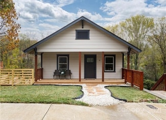 338 N Main St, Canton, NC 28716